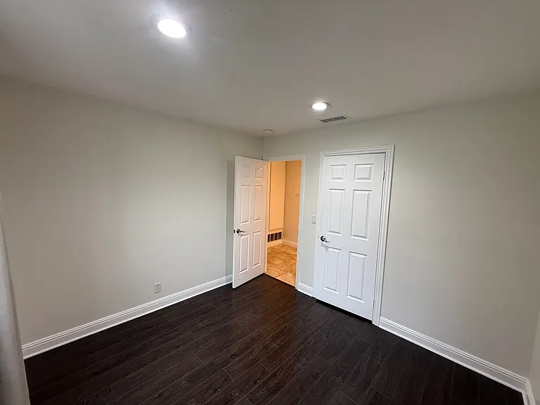 4335 Fireside Ln — Photo 8