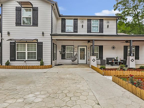 2nd image of 266 Osborne Ave