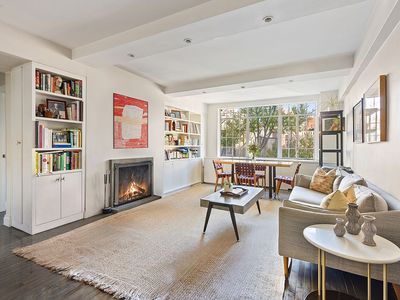61 W 9th St APT 7E, New York, NY, 10011