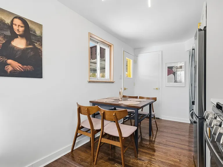215 McMasters Dr — Photo 14