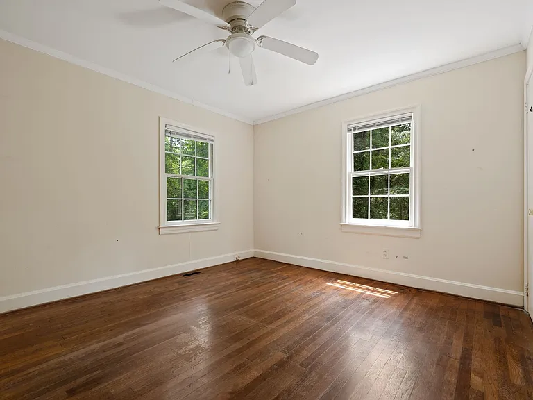 1208 Hillview Rd — Photo 10