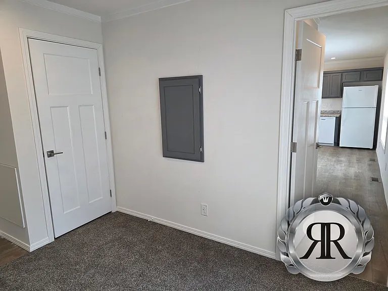 624 N 25th Ave — Photo 7