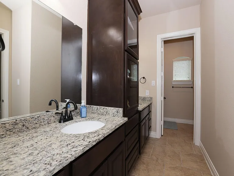 23311 Preserve View Cir — Photo 37