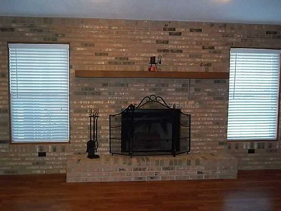 4th image of 370 Ferrin Ct