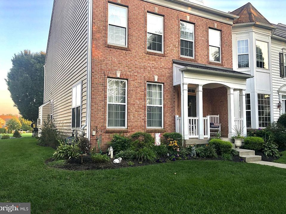 1st image of 83 Williams Dr