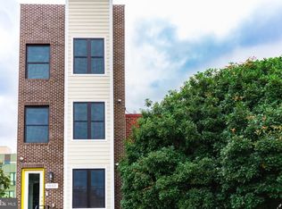 1033 16th St NE UNIT B, Washington, DC 20002