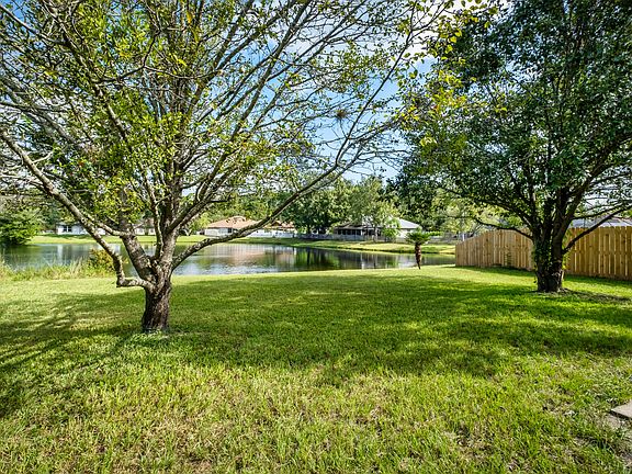 2nd image of 9043 Bridgecreek Dr