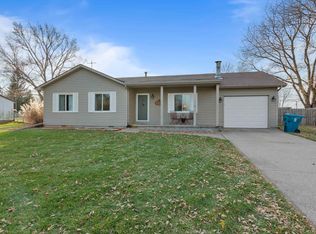 11622 28th St W, Milan, IL 61264