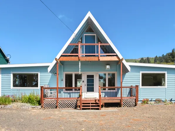 17905 Ocean Blvd, Rockaway Beach, OR 97136