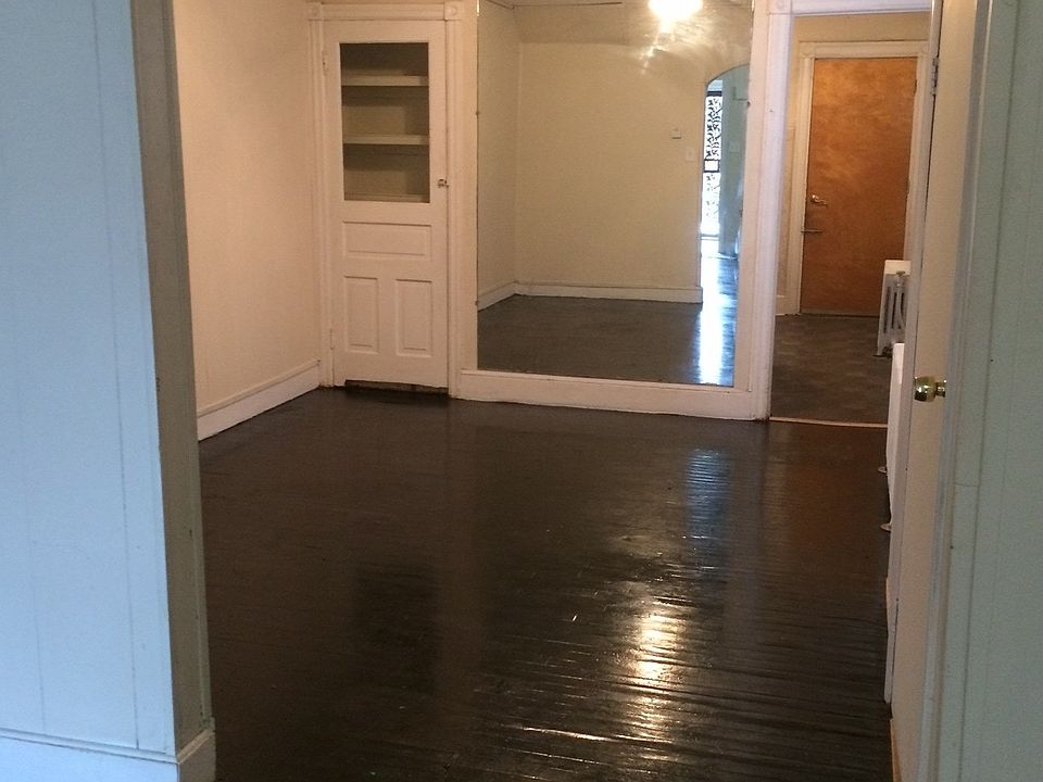 1st image of 5241 Larchwood Ave