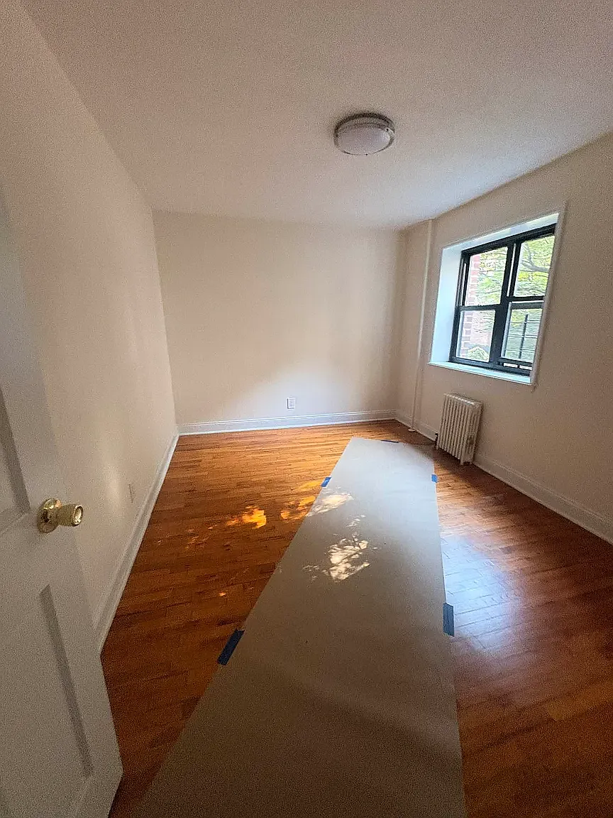 20-74 26th Street — Photo 2