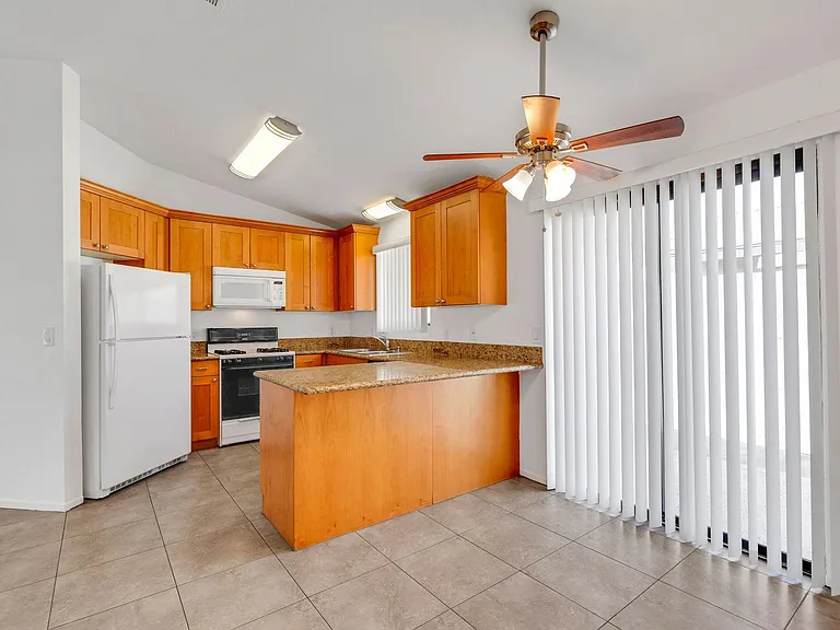 78441 Avenue 42 — Photo 1