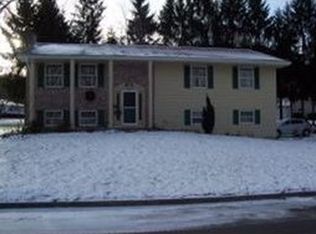 3700 Gates Rd, Vestal, NY 13850