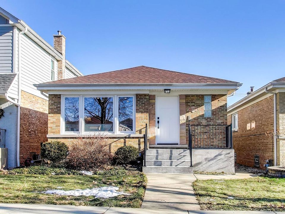 1st image of 7441 N Oriole Ave