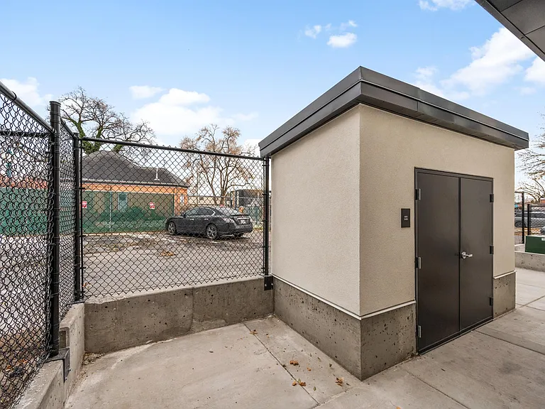 1709 S Major St #B — Photo 29