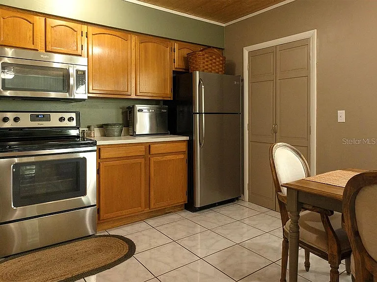 380 Base Ave E #201 — Photo 21