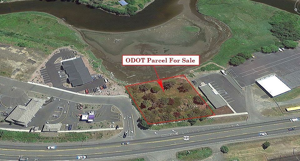 1st image of 2051 N Roosevelt Dr