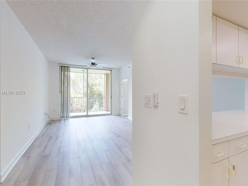 1st image of 9755 NW 52nd St APT 315