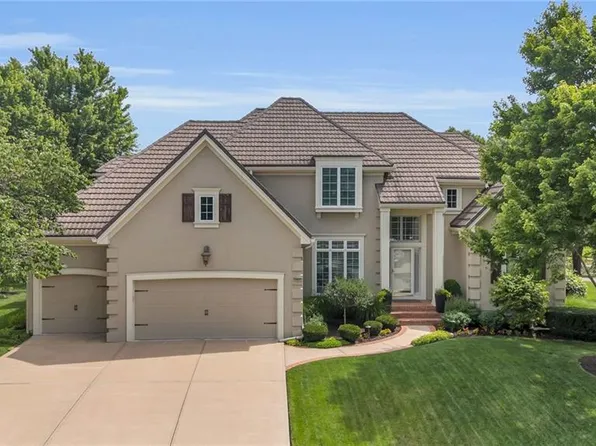 4544 W 140th Ter, Leawood, KS 66224