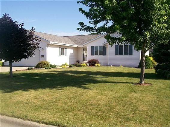 1st image of 3919 Devereaux Dr