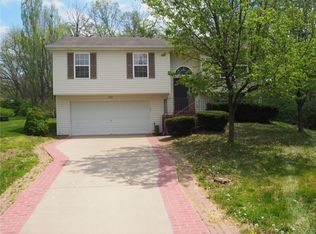 609 Blue Cove Ter, Lake Saint Louis, MO 63367