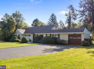 1087 Marie Rd, Jenkintown, PA 19046