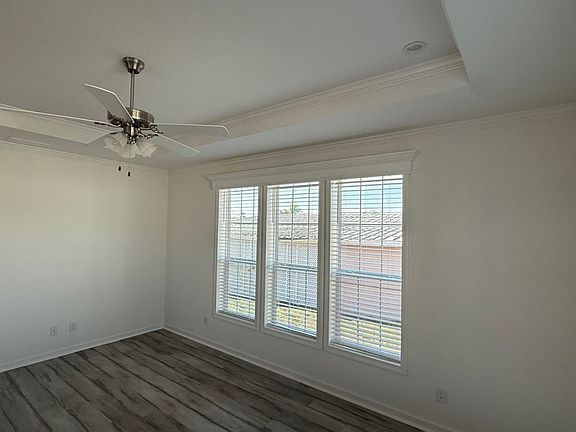 4th image of 7432 Sandcastle Dr
