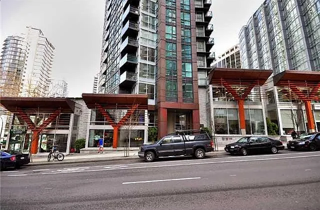 1189 Melville St #1203 — Photo 21