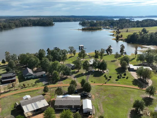 215 Cart Bayou Ln, Many, LA 71449