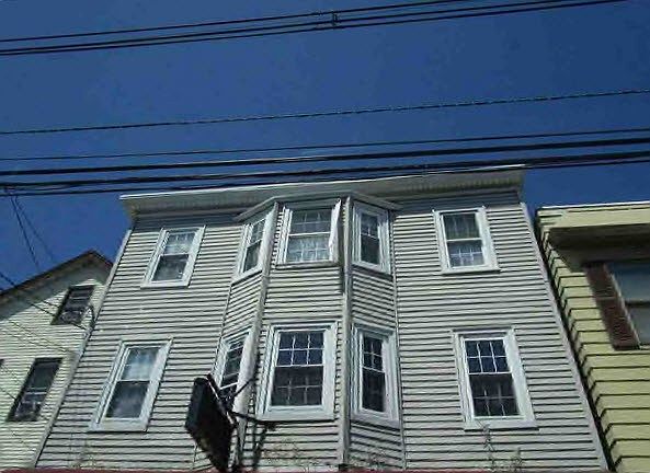 2nd image of 63 Orchard St