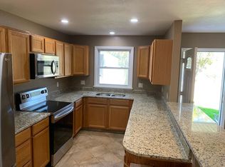 4525 NW Mission Rd, Topeka, KS 66618