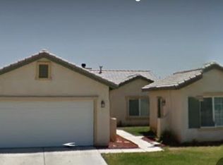 13015 Westview Ln, Victorville, CA 92392