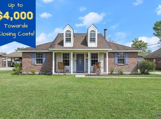 18526 White Oak Dr, Prairieville, LA 70769