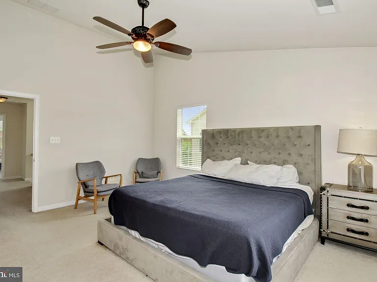 2221 Congresbury Pl — Photo 22