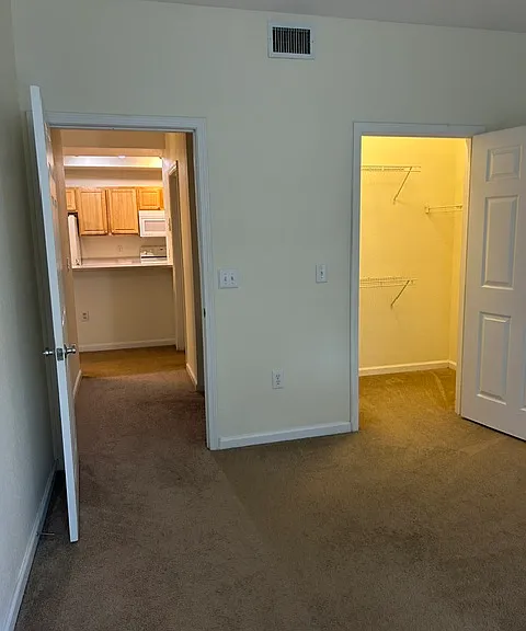 10075 Gate Pkwy N #1610 — Photo 14