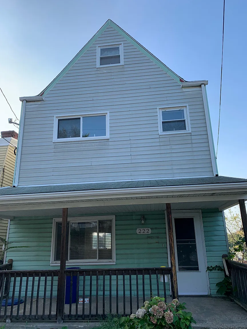 222 Natchez St photo 1