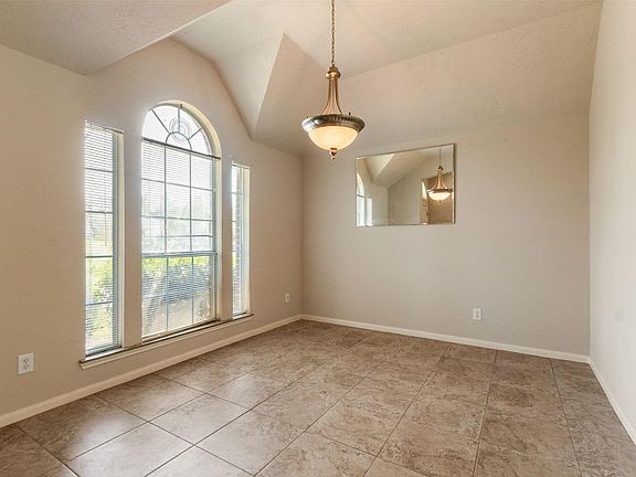 5th image of 31523 Johlke Rd