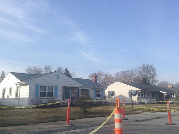 3rd image of 3 Roselawn Ct
