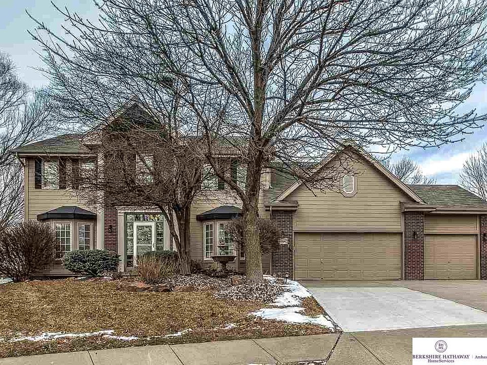 1st image of 6006 S 180th Avenue Cir