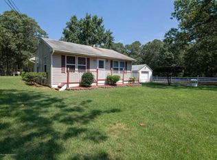 954 High St, Jackson, NJ 08527