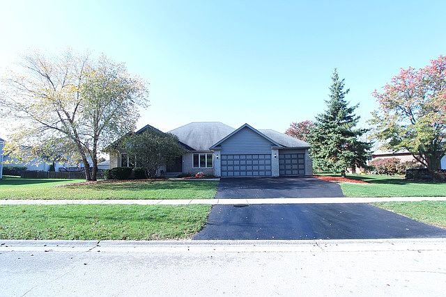 1st image of 21376 Bramble Dr