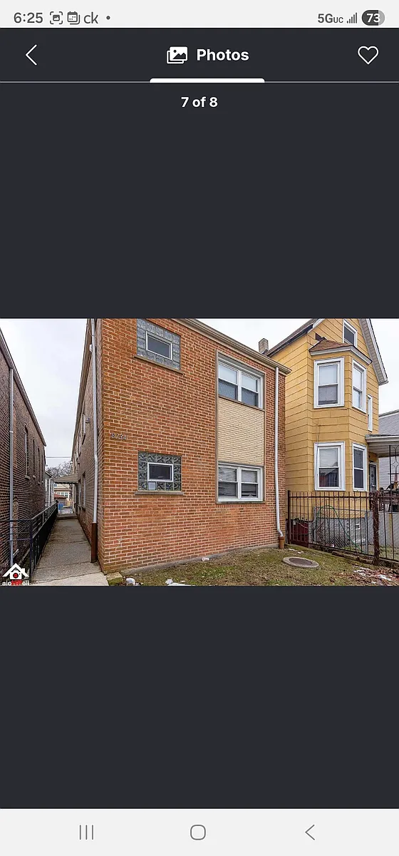 Building Photo - 8734 S Escanaba Ave