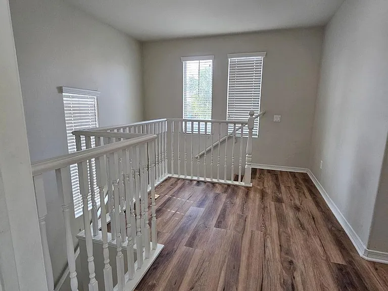 2204 W Le Marche Ave — Photo 15