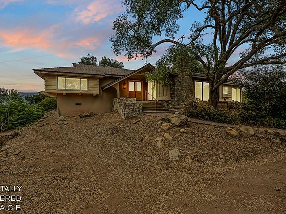 4th image of 11270 N Ventura Ave