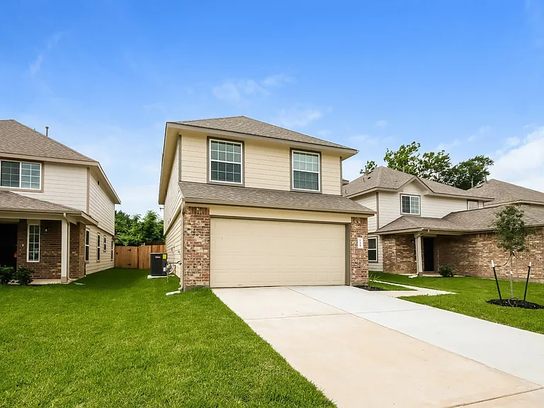 135 Cooper Creek Ln — Photo 3
