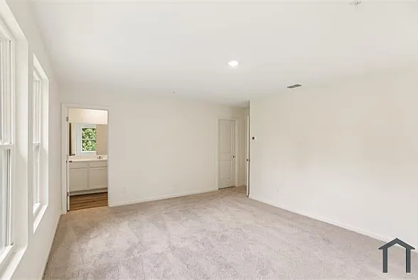 2574 Grey Hawk Dr — Photo 15