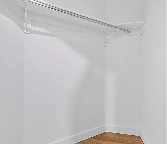 37 Wall St #11T — Photo 9