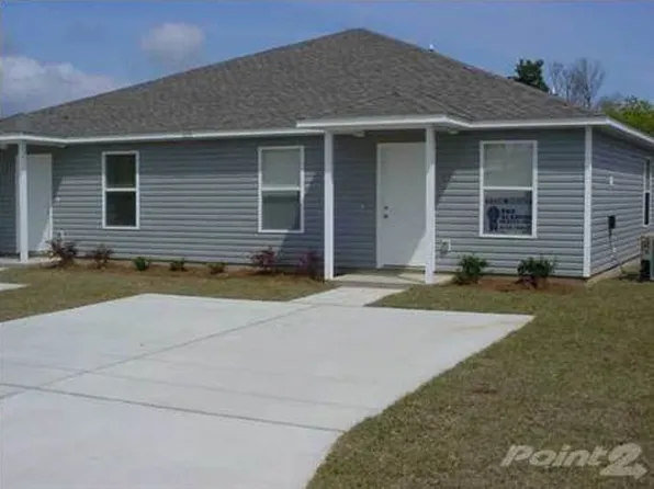 5222 Medina Rd, Pensacola, FL 32507