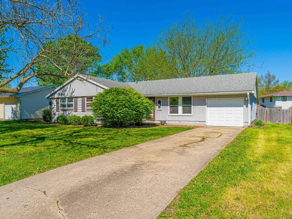 1513 Rutledge Dr, Lincoln, IL 62656