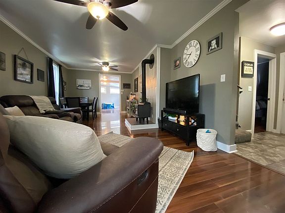 5th image of 315 W 10th Ave